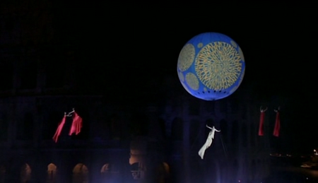 Valentino: The Last Emperor (2008)
