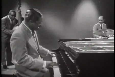 Erroll Garner - In Performance (2002)