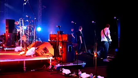 Blur - No Distance Left To Run (2010) [Documentary Film & Live at Hyde Park] Re-uploaded