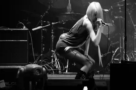 Taylor Momsen Performing in Rio de Janeiro August 5, 2012