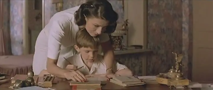 Ретро видео мать сын. Le petit garcon (1995) Франция. La cousine 1995 Кузина. Драмы про детей.