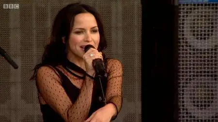 The Corrs - Live in Hyde Park (BBC Radio 2) (2015) [WEB DL 720p]
