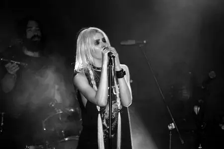 Taylor Momsen Performing in Rio de Janeiro August 5, 2012