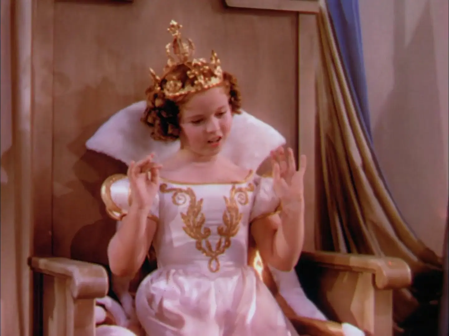 Принцесса пообещала. Ширли Темпл маленькая принцесса. Маленькая принцесса 1939 Ширли Темпл.