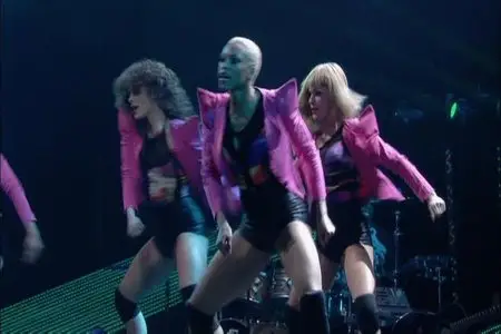 Usher: OMG Tour - Live From London (2011)
