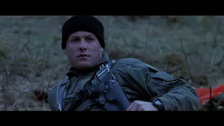 Behind Enemy Lines (2001)