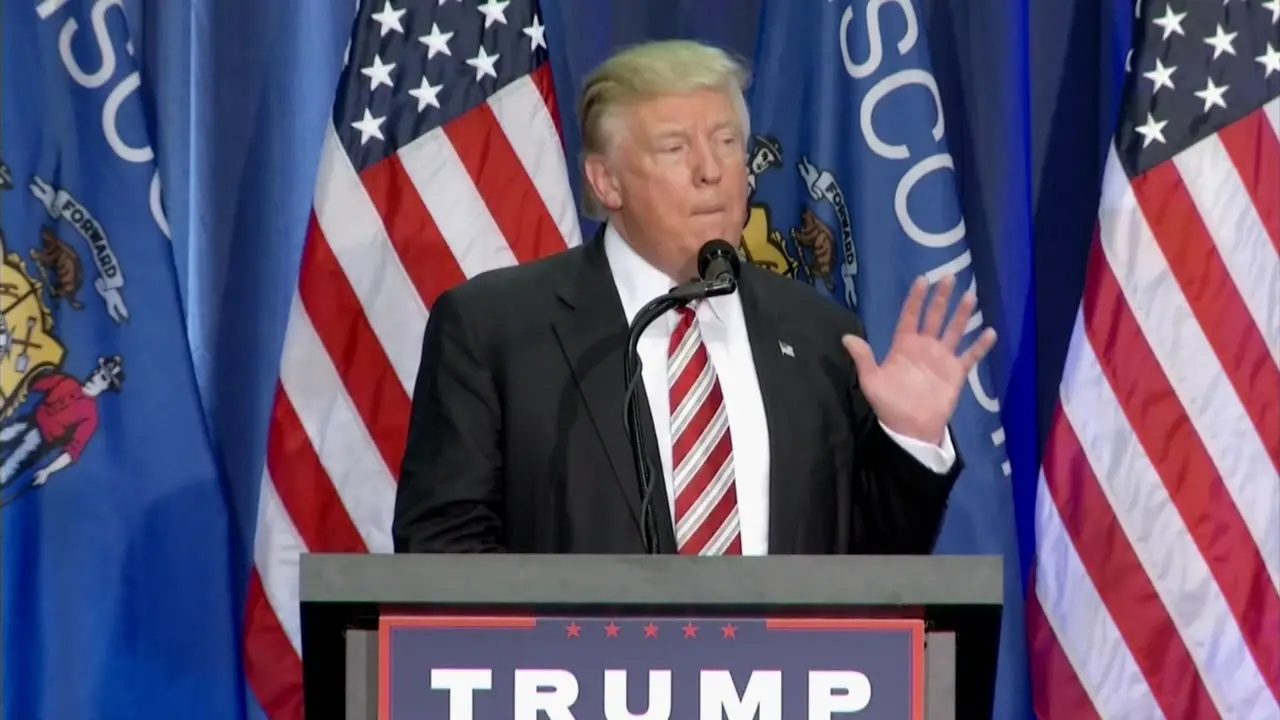 PBS - FRONTLINE: Policing the Police (2016) / AvaxHome