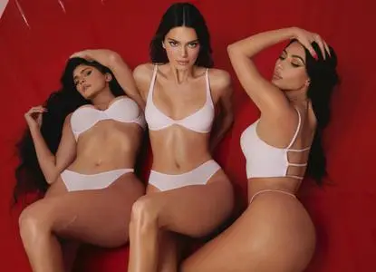 Kim Kardashian, Kendall & Kylie Jenner - SKIMS Valentine Campaign 2021