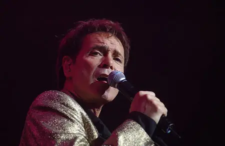 Cliff Richard - Whole Story: His Greatest Hits (2000)