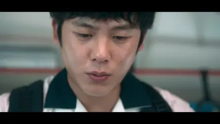 Moving (2023 S01E01 Senior Year APEX