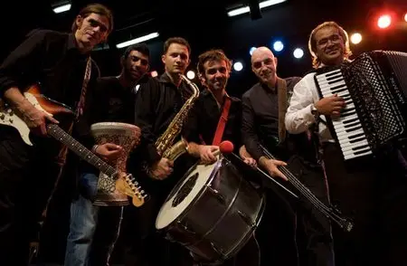 Slonovski Bal - Dzumbus (Cümbüş) (2010)