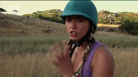 Karina - Wild on Safari - S01E13