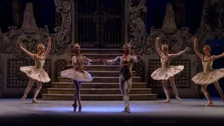 BBC - Dancing the Nutcracker: Inside the Royal Ballet (2016)