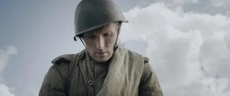 1944 (2015)