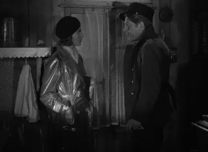 Le quai des brumes / Port of Shadows (1938) [Remastered]