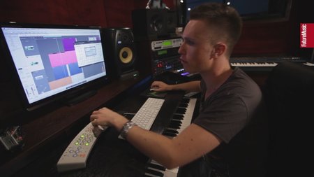 Future Music 250 - In the studio with Nicky Romero (2012)
