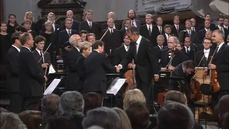 Karajan Memorial Concert: Mozart - Requiem K. 626 - Claudio Abbado, Berliner Philharmoniker, Swedish Radio Choir (2015)