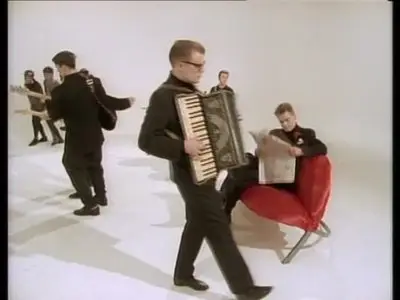 Madness - Mad Not Mad (1985) {2CD+DVD 25th Anniversary Deluxe Edition JZCDX 1 rel 2010}