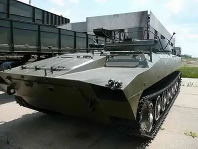UR-77 Walk Around