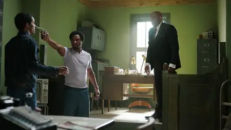 Godfather of Harlem S04E06