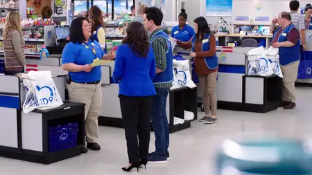 Superstore S04E21