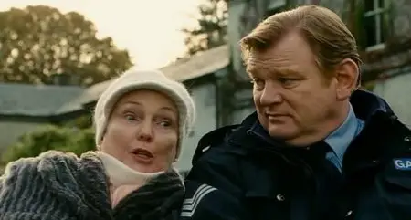 Un poliziotto da Happy Hour (2011)