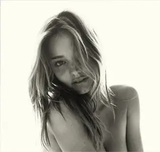 Miranda Kerr nude in Chris Colls Photoshoot