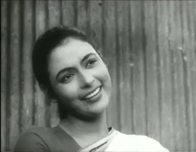 Komal Gandhar / A Soft Note on a Sharp Scale (1961)
