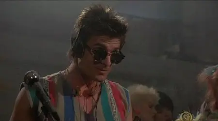 Modern Girls (1986)
