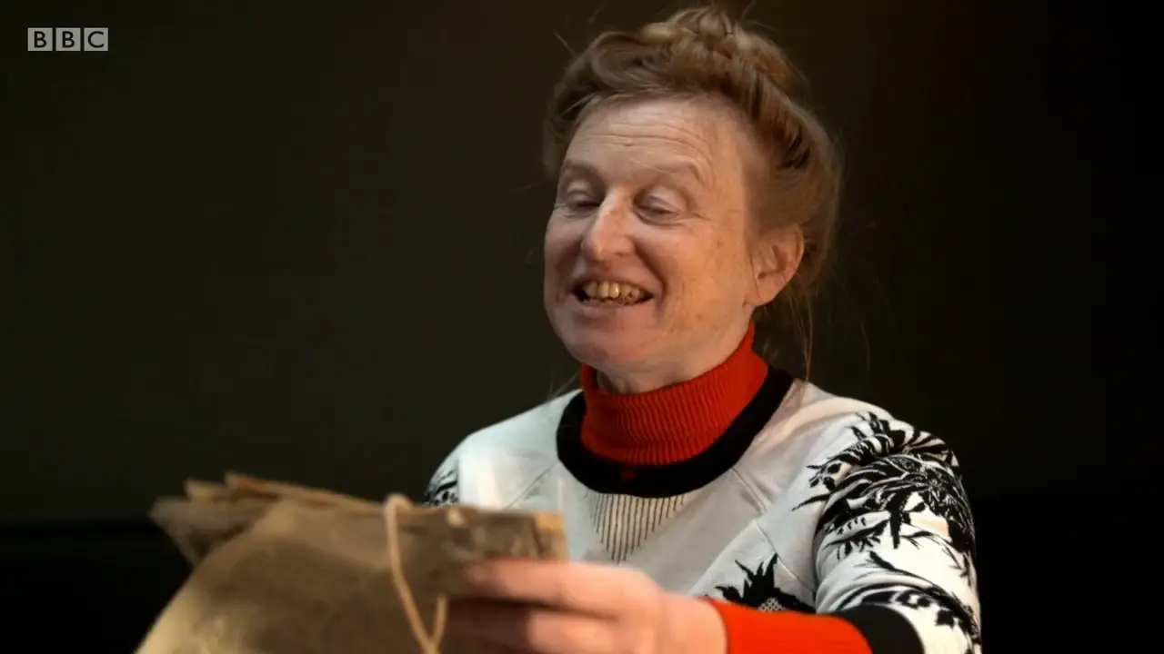 BBC Inside the Factory Toilet Roll Update (2020) / AvaxHome