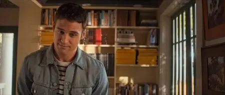 The Boy Next Door (2015)