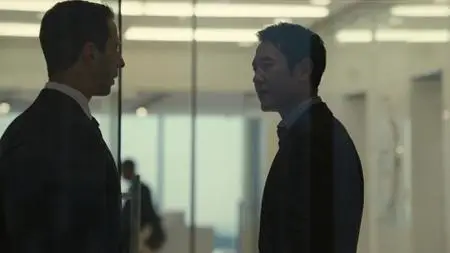 Succession S01E01