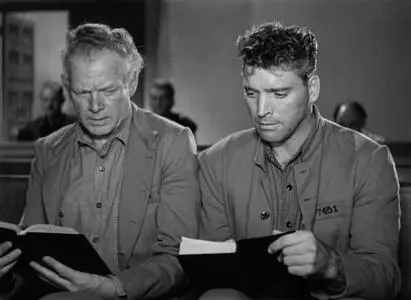 Brute Force (1947) [Criterion Collection]