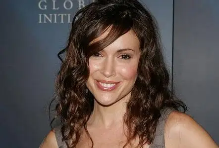 Superbabes - Alyssa Milano - Set 02