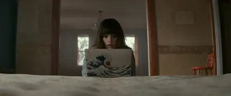Colossal (2016)