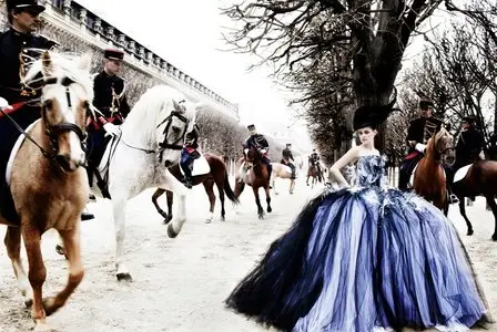 Kristen Stewart by Mario Testino for Vanity Fair July 2012