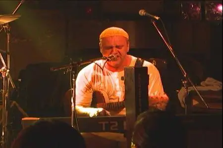 Už Jsme Doma - V Tokiu: Live In Tokio 2003 (2006)