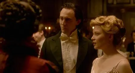 Crimson Peak (2015)