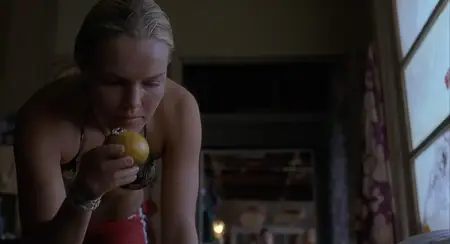 Blue Crush (2002)