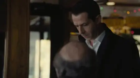 Succession S01E06