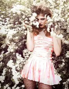 Caterina Ravaglia by Mari Sarai for Please! #13 Summer 2012