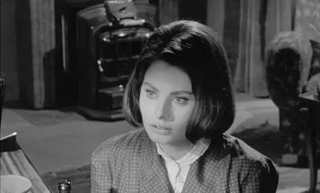 Five Miles to Midnight / Le couteau dans la plaie (1962)