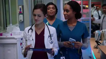 Chicago Med S01E01