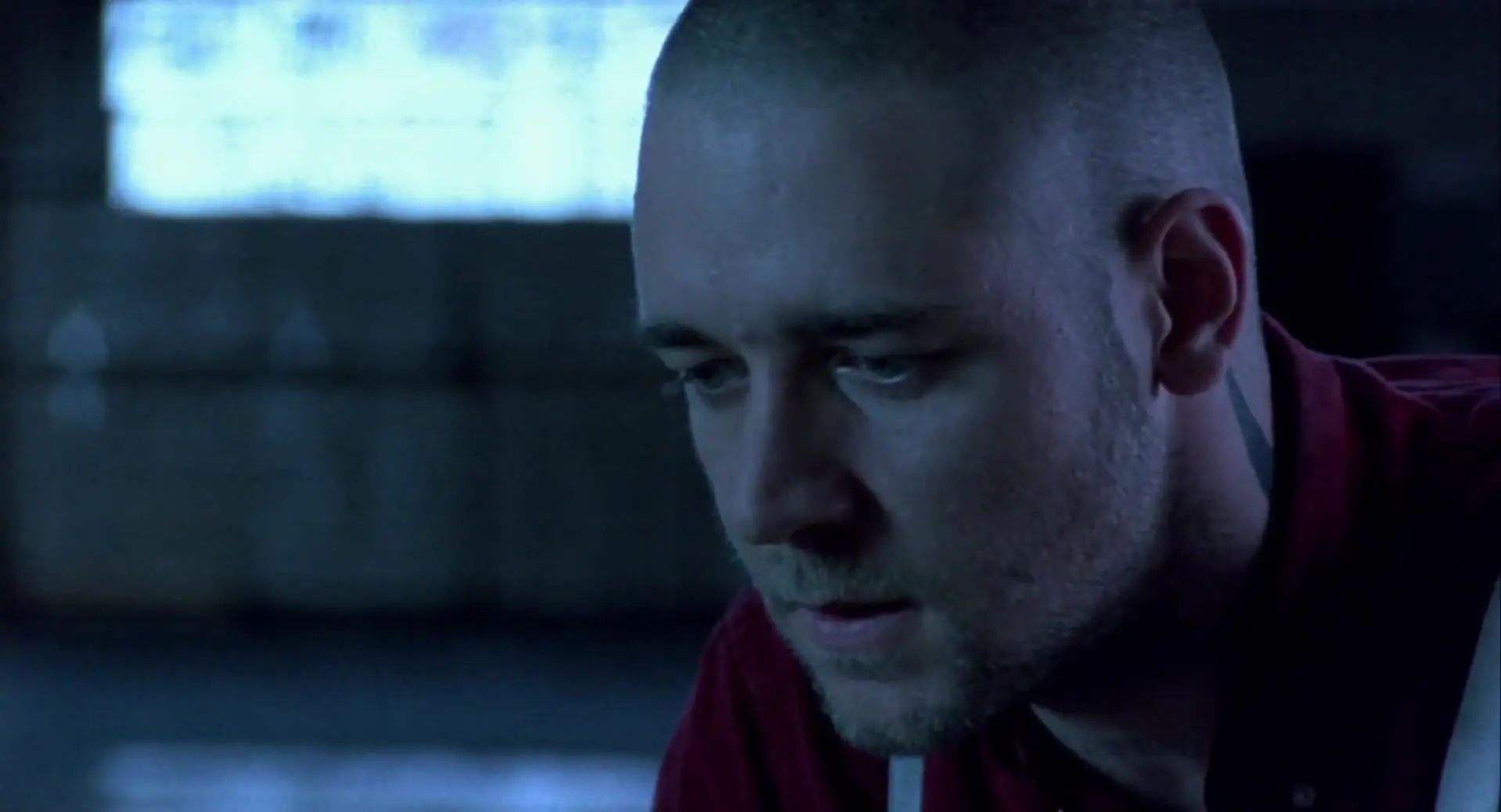 Ромпер стомпер это. Рассел Кроу Romper Stomper. Рассел Кроу скинхед. Рассел Кроу Бритоголовые. Romper Stomper Хэндо.