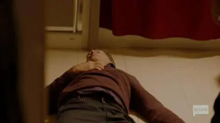 Imposters S02E08