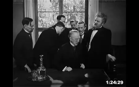 Die Feuerzangenbowle - [1944]