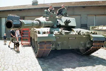 Challenger II Walk Around