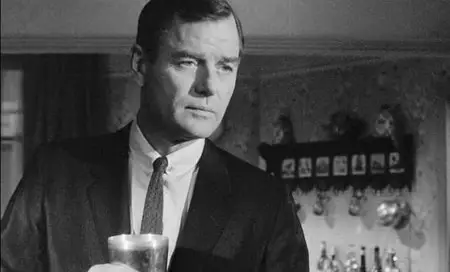 Five Miles to Midnight / Le couteau dans la plaie (1962)