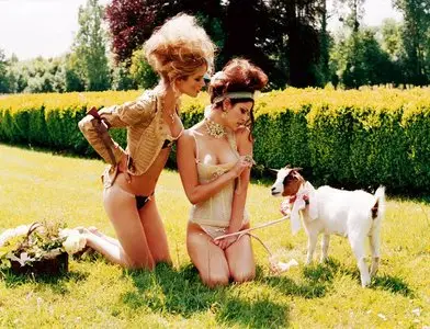 Plumes and Dentelles - Ellen Von Unwerth Photography