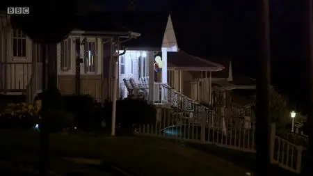 BBC - A High School Rape Goes Viral: Roll Red Roll (2019)